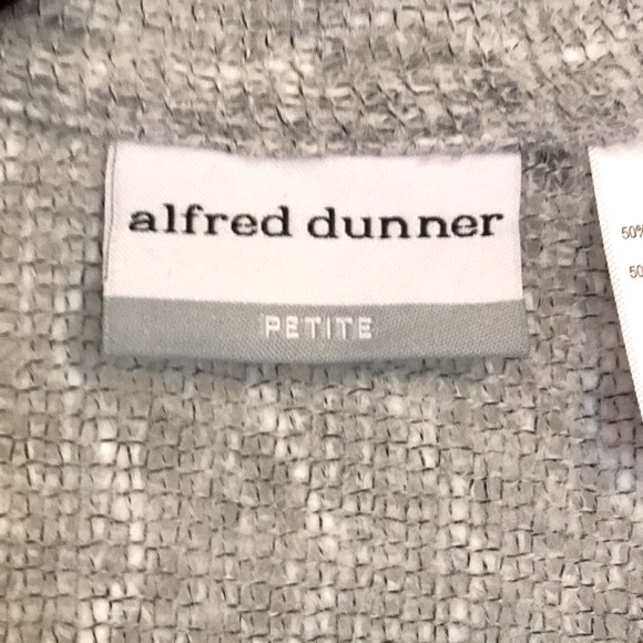Alfred dunner Petite Grey & White Blazer, 14P, EUC - Picture 6 of 9